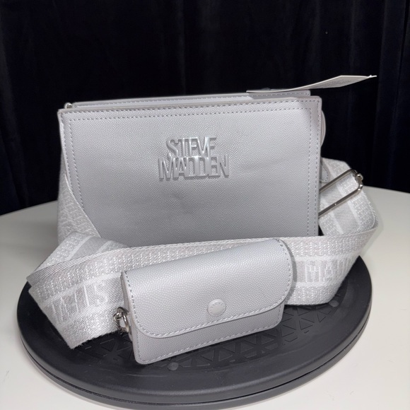 Steve Madden Handbags - Steve Madden Light Gray Crossbody Bag with Pouch
